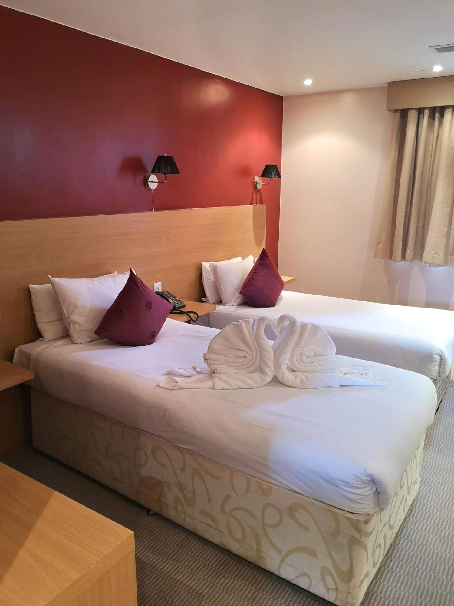 The Luton Hotel Ngoại thất bức ảnh